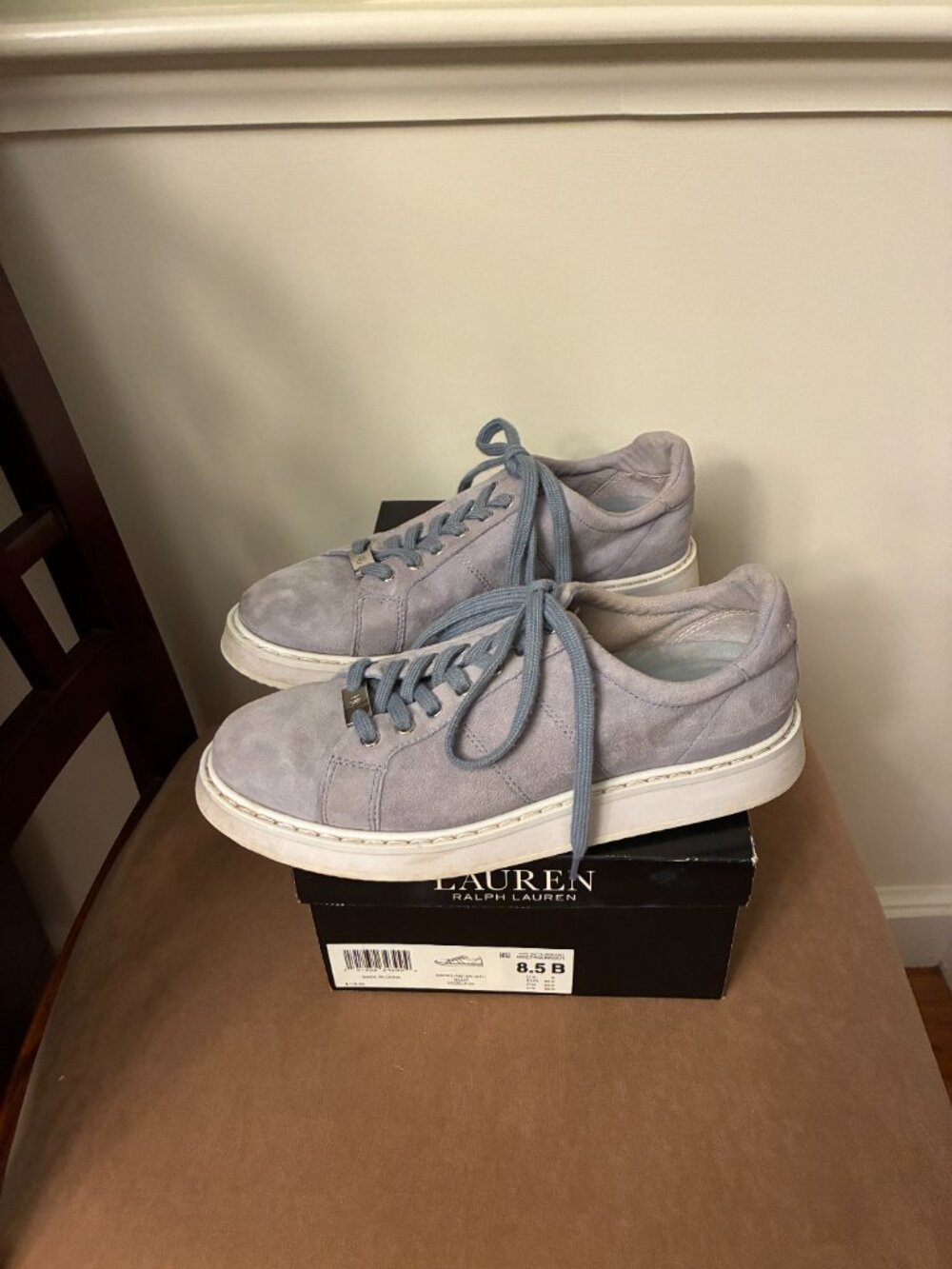 Woman Lauren Ralph Lauren Suede Sneakers 8.5: Light Blue/Gray
